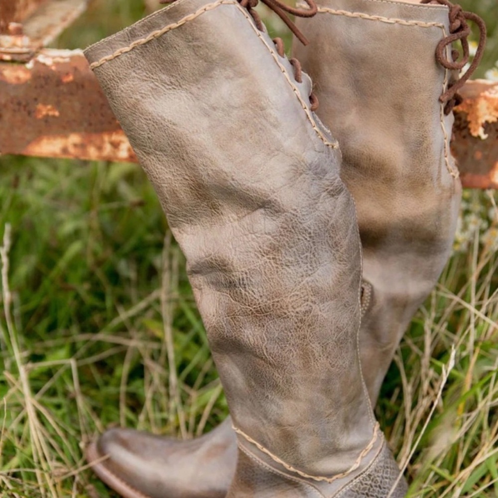 NWT Bed Stu Boots